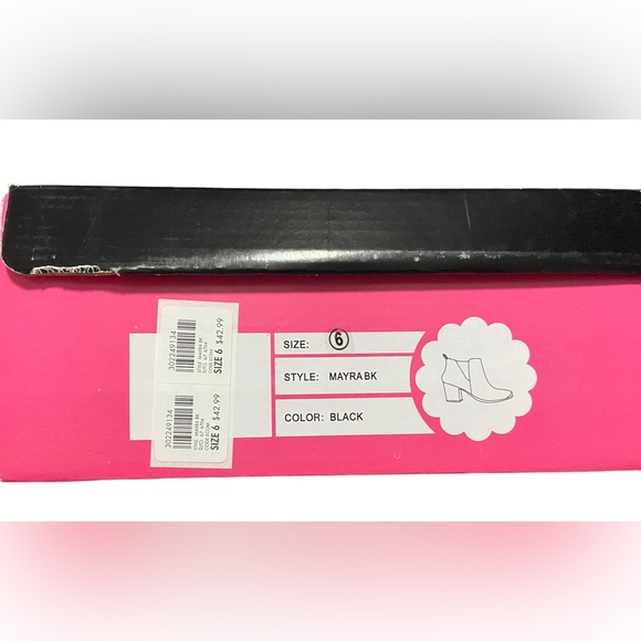 ‼️Last chance to buy b4 going in a yardsale‼️Charlotte Russe ankle boots - Picture 8 of 8